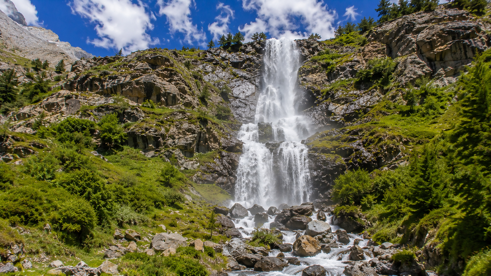 Manthoka Waterfall Tour
